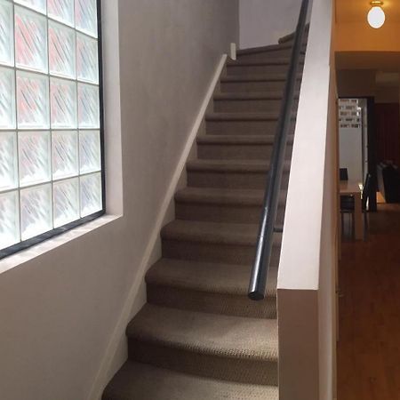 Rnr Sturt Holiday Home أدليد الغرفة الصورة