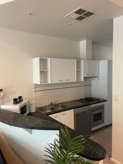 Rnr Sturt Holiday Home أدليد المظهر الخارجي الصورة